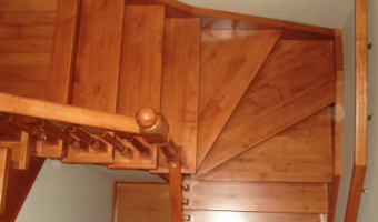 How to Clean Wood Stairs